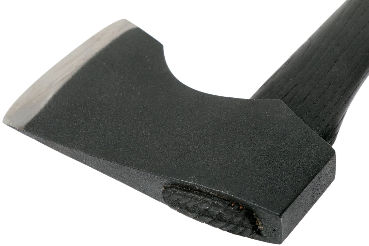 Autine Small Hatchet, Hache Noire Forgée à La Main, Limited Edition 4 Autine Small Hatchet, Hache Noire Forgée à La Main, Limited Edition – Image 4