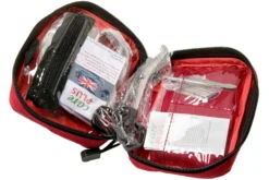 Care Plus First Aid Kit Compact, Kit De Premiers Secours -Feu de Camp CP38323 03 care plus scaled